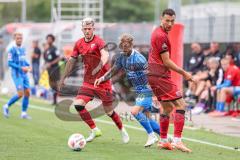 3. Liga; Testspiel; FC Ingolstadt 04 - 1. FC Heidenheim; Zweikampf Kampf um den Ball Linus Rosenlöcher (19, FCI) Dorsch Niklas (30 HDH) Lukas Fröde (34, FCI)