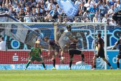 3. Liga; TSV 1860 München - FC Ingolstadt 04; Torwart David Klein (47, FCI) angespannt Mattis Hoppe (2, FCI) Haugen Sigurd (22 TSV) Max Besuschkow (17, FCI) Emre Gül (5, FCI)
