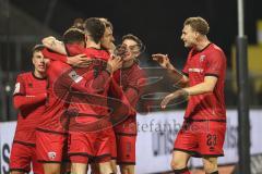 3. Liga; SSV Ulm - FC Ingolstadt 04; Tor Jubel Treffer 0:1 Julian Kügel (29, FCI) Linus Rosenlöcher (19, FCI) Jasper Maljojoki (23, FCI) Emre Gül (5, FCI) Gustav Christensen (24, FCI) Marcel Costly (22, FCI)