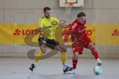 Lotto Bayern Hallencup - Saison 2024/25 - Türkisch SV Ingolstadt - FC Hitzhofen/Oberzell- Maik Wnendt gelb Hitzhofen - Aurel Kuqanaj rot Türkisch - Foto: Meyer Jürgen