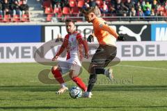 2024_1_20 - 3. Liga - Saison 2023/24 - HallescherFC - FC Ingolstadt 04 -  - Julian Kügel (Nr.31 - FC Ingolstadt 04)  - Nico Hug (Nr.22 - HallescherFC ) - Foto: Meyer Jürgen