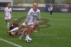 DFB Pokal - Frauen - Saison 2025/26 - FC Ingolstadt 04 Frauen - 1. FC Nürnberg - Jenny Beyer (Nr.8 - FC Ingolstadt Frauen I) - Polaskova Aneta rot Nürnberg - Fritzberg Teresa (Nr.3 - FC Ingolstadt Frauen I) - Foto: Meyer Jürgen