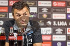 3. Liga; SG Dynamo Dresden - FC Ingolstadt 04; Pressekonferenz Cheftrainer Michael Köllner (FCI)