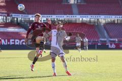 Testspiel; 1. FC Nürnberg - FC Ingolstadt 04 - Zweikampf Kampf um den Ball Jeltsch Finn (4 FCN) Benjamin Kanuric (8, FCI)