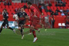 3. Liga - Saison 2025/26 - FC Ingolstadt 04 - Rot-Weiss Essen - Max Besuschkow (Nr.17 - FC Ingolstadt 04) - XXXXX - Foto: Meyer Jürgen
