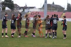2. Bundesliga Frauen - Saison 2025/26 - FC Ingolstadt 04 Frauen - VFB Stuttgart  - Abklatschen vor dem Soiel - XXXXX - Foto: Meyer Jürgen