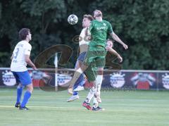 Landesliga - Saison 2026/27 - SV Manching - SC Olching - Maximilian Eberwein (Nr.4 - SV Manching) - Sostmann Jan weiss Olching - Foto: Meyer Jürgen