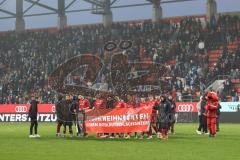 3. Liga; FC Ingolstadt 04 - TSV 1860 München; Spieler bedanken sich bei den Fans Weihnachten 2025