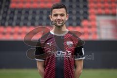 Visar Musliu (16, FCI); FC Ingolstadt 04; 2.BL, Porträttermin 2021/2022