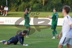 Landesliga - Saison 2024/25 - SV Manching - SV Cosmos Aystetten -  Der 1:0 Führungstreffer durch Fabian Neumayer (Nr.9 - SV Manching) - jubel - Abdel Abou-Khalil (Nr.20 - SV Manching) - Daniel Mrozek Torwart Aystetten - Foto: Meyer Jürgen