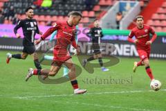 3. Liga; FC Ingolstadt 04 - TSV Havelse; Yann Sturm (7, FCI) Flanke zu Marcel Costly (22, FCI) Torwart Opitz Tom (1 TSV) danach Tor 3:1