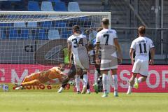 3. Liga; 1. FC Saarbrücken - FC Ingolstadt 04 - Torwart Marius Funk (1, FCI) hält Elfmeter