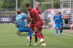 3. Liga; Testspiel; FC Ingolstadt 04 - 1. FC Heidenheim; Zweikampf Kampf um den Ball Fredrik Carlsen (8, FCI) Linus Rosenlöcher (19, FCI) Dorsch Niklas (30 HDH)