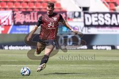 3. Liga; FC Ingolstadt 04 - Hallescher FC; Simon Lorenz (32, FCI) Freistoß