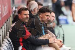 3. Liga; TSV 1860 München - FC Ingolstadt 04; verletzt auf der Bank Zuschauer Dennis Kaygin (10, FCI)
