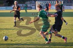 Bezirksliga - Saison 2025/26 - FC Gerolfing - TSV Rohrbach - David Simm (Nr.7 - FC Gerolfing) - Julian Herzer schwarz Rohrbach - Foto: Meyer Jürgen