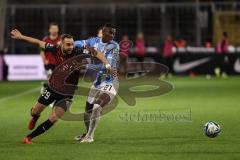 3. Liga; TSV 1860 München - FC Ingolstadt 04; Zweikampf Kampf um den Ball David Kopacz (29, FCI)