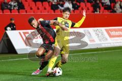 3. Liga; FC Ingolstadt 04 - Borussia Dortmund II; Zweikampf Kampf um den Ball Marcel Costly (22, FCI) Paschke Felix (21 BVB2)