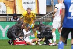 3. Liga; Arminia Bielefeld - FC Ingolstadt 04; Foul Verletzung Thomas Rausch (45, FCI) Torwart Marius Funk (1, FCI)