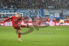 3. Liga; FC Ingolstadt 04 - TSV 1860 München; Mattis Hoppe (2, FCI) Schuß Flanke