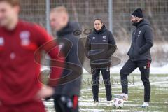 3. Liga - Saison 2025/26 - FC Ingolstadt 04 - Trainingsauftakt nach der Winterpause - Cheftrainerin Sabrina Wittmann (FCI) im Gespräch mit Nico Antonitsch - XXXXX - Foto: Meyer Jürgen