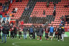 3. Liga - Saison 2026/27 - FC Ingolstadt 04 - SV Wehen Wiesbaden - Die Spieler bedanken sich bei den Fans - XXXXX - Foto: Meyer Jürgen