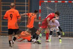 Hallenturnier MTV Ingolstadt - Saison 2025/26 - SV Zuchering - SV Kasing - Paul Wärmann rot Zuchering - Can Djedovic TW Kasing - Emre Erbas orange Kasing - Elias Ewerling orange Kasing - Foto: Meyer Jürgen