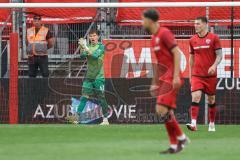 3. Liga; FC Ingolstadt 04 - Erzgebirge Aue; Tor für Aue Torwart David Klein (47, FCI) feuert an