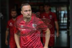 3. Liga; FC Ingolstadt 04 - SSV Jahn Regensburg; Mattis Hoppe (2, FCI) vor dem Spiel