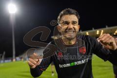 3. Liga; TSV Havelse - FC Ingolstadt 04; nach dem Spiel Sieg Jubel Freude Spieler bedanken sich bei den mitgereisten Fans Tanz Torschütze Fredrik Carlsen (8, FCI)