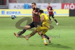 3. Liga; FC Ingolstadt 04 - Borussia Dortmund II; Nischalke Jermain (29 BVB2) Zweikampf Kampf um den Ball Guille Bueno (3 BVB2)