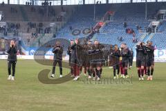 3. Liga - Saison 2025/26 - Hansa Rostock - FC Ingolstadt 04  -  Die Mannschaft bedankt sich bei den Fans - jubel - Cheftrainerin Sabrina Wittmann (FCI) - Foto: Meyer Jürgen