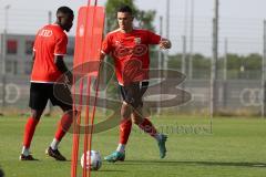 Bayernliga - Saison 2023/2024 - FC Ingolstadt 04 II - U21 - Trainingsauftakt - Fabian Cavadias (Nr.16 - FCI II) - Foto: Meyer Jürgen