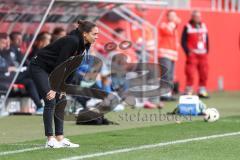 3. Liga; FC Ingolstadt 04 - FC Hansa Rostock; an der Seitenlinie, Spielerbank Cheftrainerin Sabrina Wittmann (FCI)