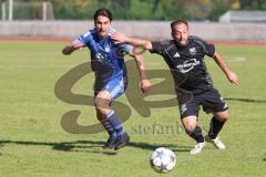 Kreisklasse - Saison 2025/26- TSV Ingolstadt Nord - FC Arnsberg - Marco Meier blau Arnsberg - Valjdrin Stafa schwarz Ing.Nord - Foto: Meyer Jürgen