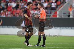 Toto-Pokal - Saison 2023/2024 - FC Ingolstadt 04 - Jahn Regensburg - Lukas Fröde (Nr.34 - FCI) unzufrieden mit der Schiedsrichter - Leistung - Foto: Meyer Jürgen