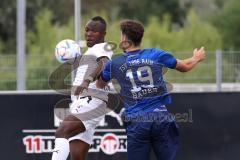 3. Liga; Testspiel; FC Ingolstadt 04 - TSV Rain/Lech, Zweikampf Kampf um den Ball Moussa Doumbouya (27, FCI)