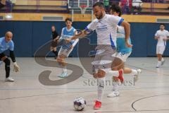 Hallenturnier MTV Ingolstadt - Saison 2025/26 - MTV Ingolstadt - Reichertshofen - Mentor Haliti weiss Reichertshofen - Julian Wolf blau MTV  - Foto: Meyer Jürgen