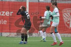 2. Bundesliga Frauen - Saison 2025/26 - FC Ingolstadt 04 Frauen - FFC Turbine Potsdam - Stefanie Reischmann (Nr.24 - FC Ingolstadt Frauen I) mit einer Torchance - enttäuscht - Plöchinger Silia Torwart  Potsdam - Foto: Meyer Jürgen