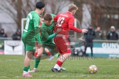 A-Klasse -  Saison 2025/26- TSV Baar/Ebenhausen - SV Manching II - Jordi Muntada Knapp grün Manching - Nico Köppe rot Ebenhausen - Foto: Meyer Jürgen
