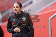 3. Liga; FC Ingolstadt 04 - 1. FC Saarbrücken; vor dem Spiel Cheftrainerin Sabrina Wittmann (FCI)