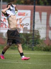 *Bayernliga Nord - Saison 2026/27 - FC Ingolstadt 04 II - FSV Stadeln - Justin Nottrodt (Nr.7 - FCI II) enttäuscht - Foto: Meyer Jürgen