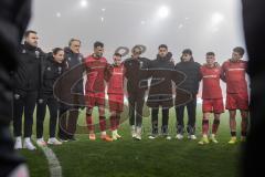 3. Liga; FC Ingolstadt 04 - MSV Duisburg; Unentschieden Remis 0:0 Spiel ist aus, Besprechung Mittelkreis Mannschaft Cheftrainerin Sabrina Wittmann (FCI) Co-Trainer Fabian Reichler (FCI) Geschäftsführer Dietmar Beiersdorfer (FCI) Lukas Fröde (34, FCI) Matt