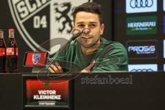 3. Liga; FC Ingolstadt 04 - 1. FC Schweinfurt 05; Pressekonferenz Interview Cheftrainer Victor Kleinhenz (S05)