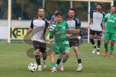 Bezirksliga - Saison 2025/26 - TSV Ober./Unterhaunstadt - SVA Palzing - David Polster (Nr.18 - TSV Ober-/Unterh.stadt) links - Liam Russo grün Palzing - Baris Soysal (Nr.22 - TSV Ober-/Unterh.stadt) - Foto: Meyer Jürgen