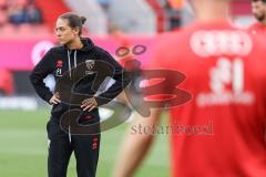 3. Liga; FC Ingolstadt 04 - SV Waldhof Mannheim; vor dem Spiel Cheftrainerin Sabrina Wittmann (FCI)