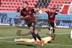 3. Liga; FC Ingolstadt 04 - Hallescher FC; Jannik Mause (7, FCI) Tor Jubel Treffer Torwart Müller Sven (1 Halle) Julian Kügel (31, FCI)