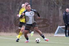 Freundschaftsspiel - Saison 2025/26 - TSV Ober./Unterhaunstadt -  TSV Neustadt  - Manuel Hunner grau Oberh.stadt - Muris Avdic gelb Neustadt - Foto: Meyer Jürgen