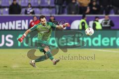 3. Liga; Erzgebirge Aue - FC Ingolstadt 04; Torwart Kai Eisele (25, FCI)