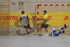 Lotto Bayern Hallencup - Saison 2024/25 - FC Hitzhofen/Oberzell - TSV Ober./Unterhaunstadt- Christoph Thomas gelb Hitzhofen  - Valentin Puhar TW Hitzhofen - jubel - Amadeus Taubert grau Ober/Unterhaunstadt  - Foto: Meyer Jürgen